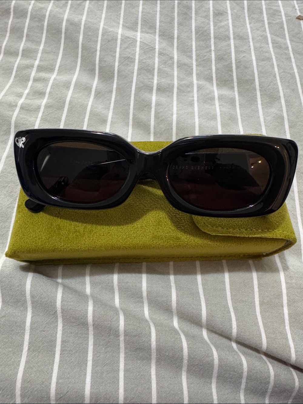 Olivia Rodrigo crap eyewear sun glasses